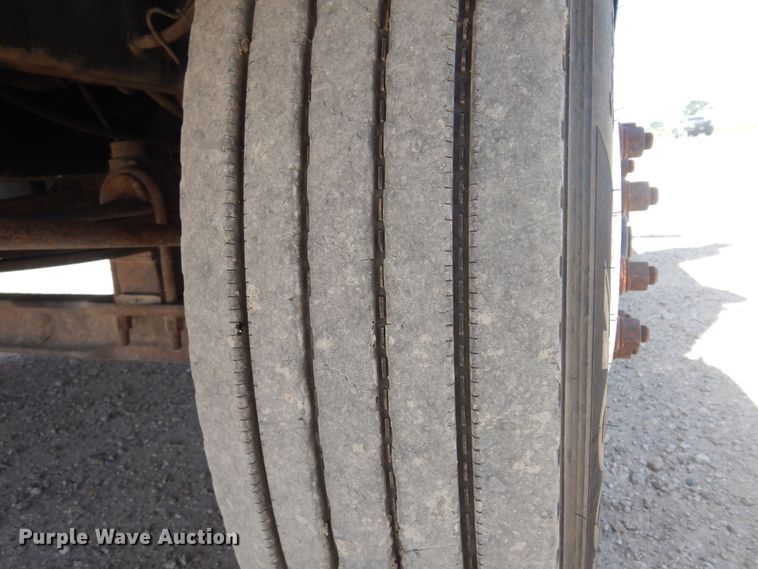 image for item DN0398 2000 Mack CX613  winch truck