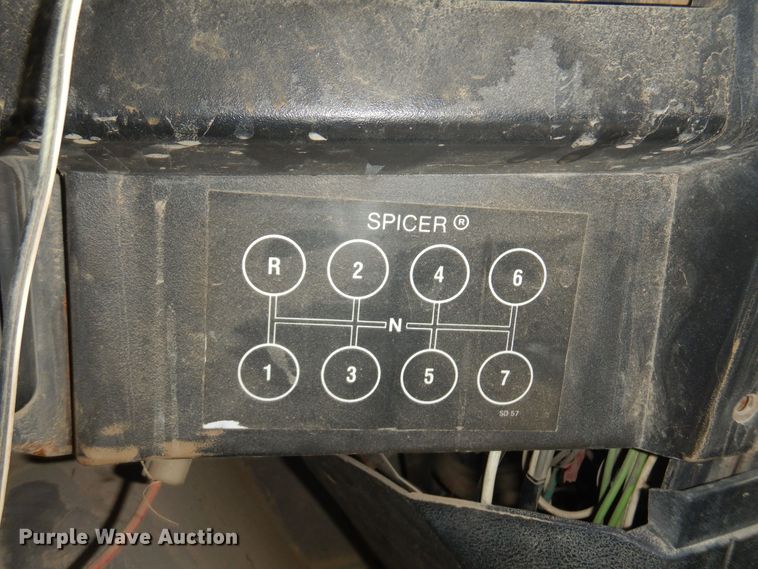 image for item DN0399 1993 International 8200  dump truck