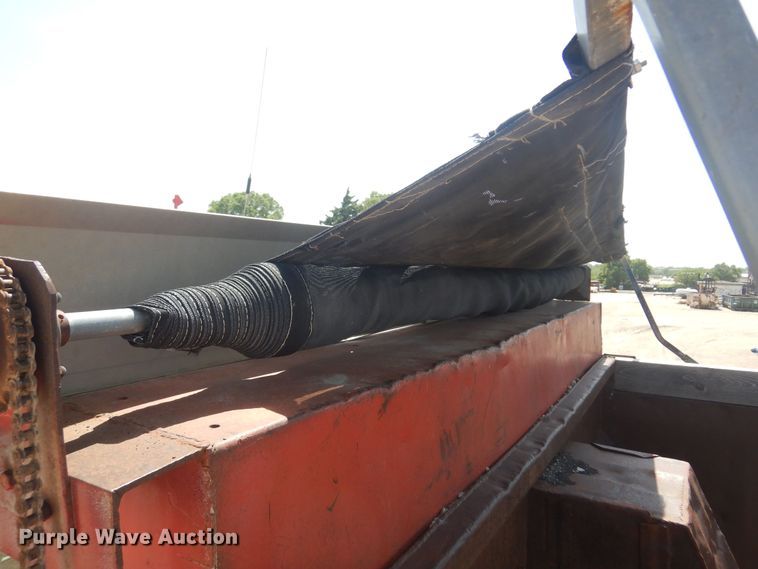 image for item DN0399 1993 International 8200  dump truck