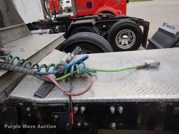 image for item DN7391 2013 Freightliner Coronado semi truck