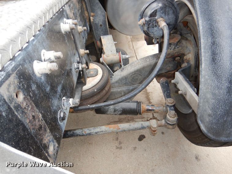 image for item DN7391 2013 Freightliner Coronado semi truck