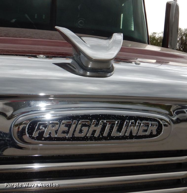 image for item DN7391 2013 Freightliner Coronado semi truck