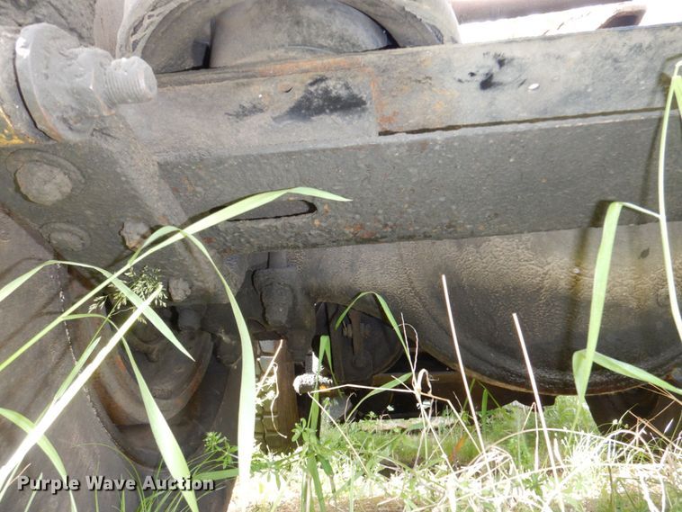 image for item DN7475 1998 International 9400  semi truck