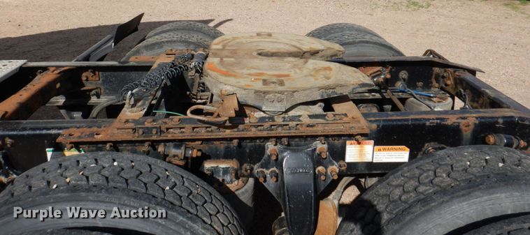 image for item DN7476 2012 Freightliner Cascadia  semi truck