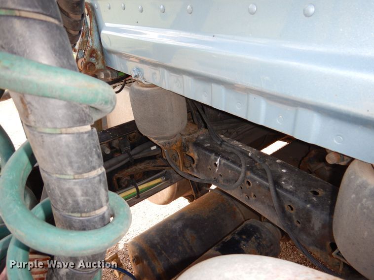 image for item DN7476 2012 Freightliner Cascadia  semi truck