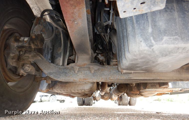 image for item DN7476 2012 Freightliner Cascadia  semi truck