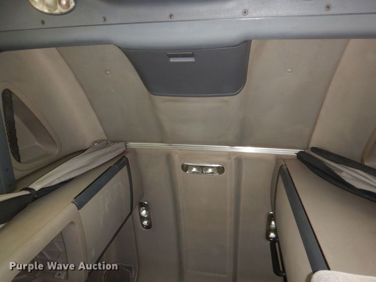 image for item DN7476 2012 Freightliner Cascadia  semi truck