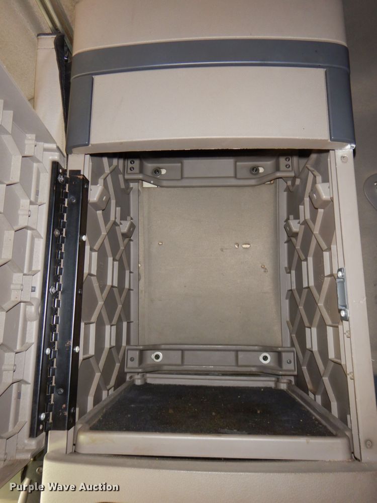 image for item DN7476 2012 Freightliner Cascadia  semi truck