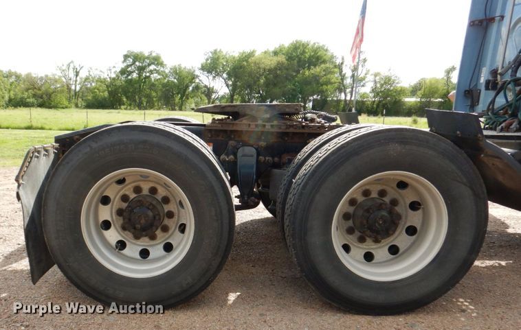 image for item DN7476 2012 Freightliner Cascadia  semi truck