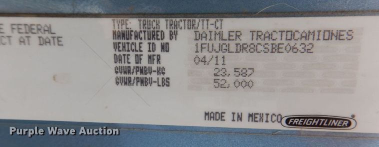 image for item DN7476 2012 Freightliner Cascadia  semi truck