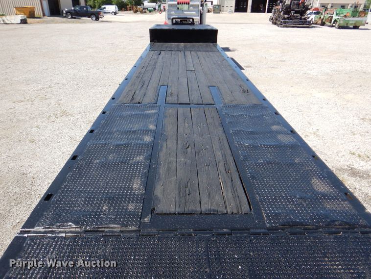 image for item DN7494 2000 Trail King TK70HT  drop deck equipment trailer