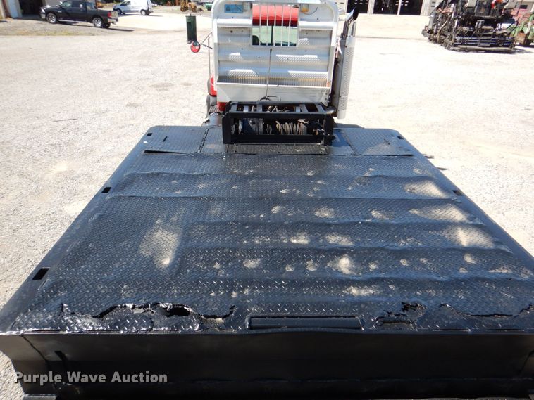 image for item DN7494 2000 Trail King TK70HT  drop deck equipment trailer