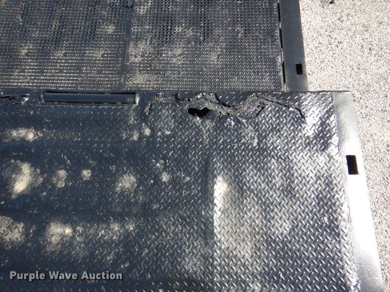 image for item DN7494 2000 Trail King TK70HT  drop deck equipment trailer