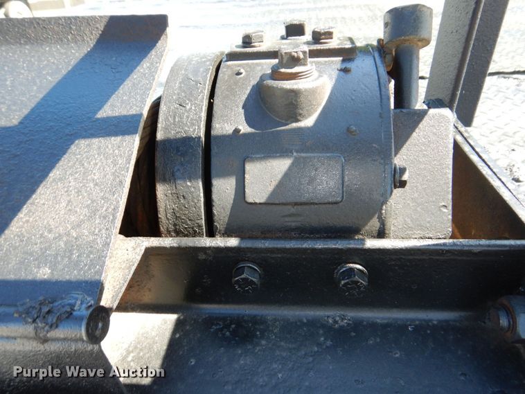 image for item DN7494 2000 Trail King TK70HT  drop deck equipment trailer