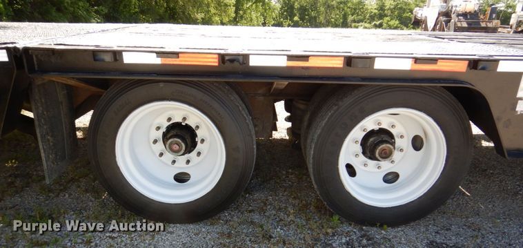 image for item DN7494 2000 Trail King TK70HT  drop deck equipment trailer