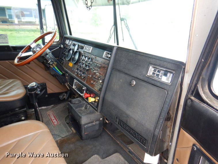 image for item DP4182 1996 Kenworth W900B