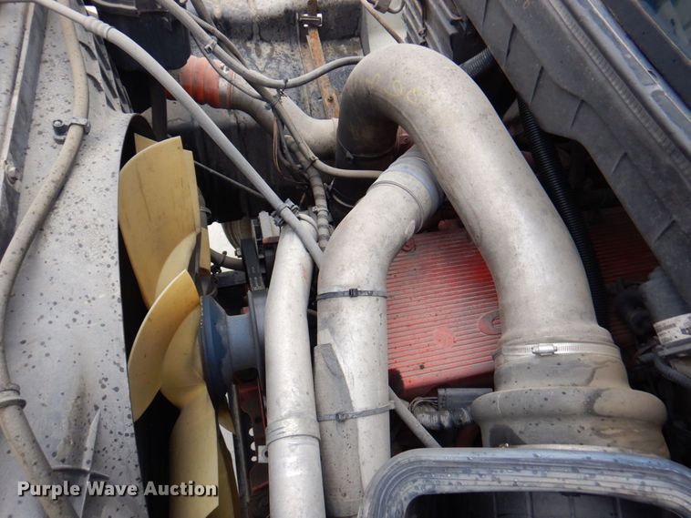 image for item DP4210 2008 International 7600  flatbed truck