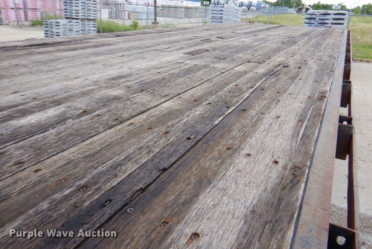 image for item DP4210 2008 International 7600  flatbed truck