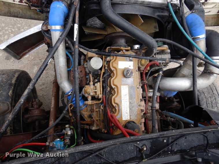 image for item DP5550 2001 Freightliner FL80  truck cab and chassis