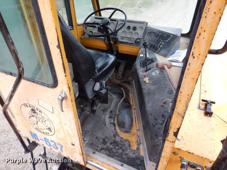 image for item DP5554 2002 Capacity TJ5000  yard truck