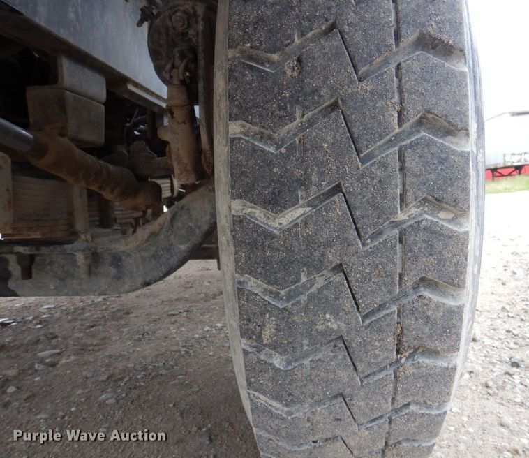 image for item DP5554 2002 Capacity TJ5000  yard truck