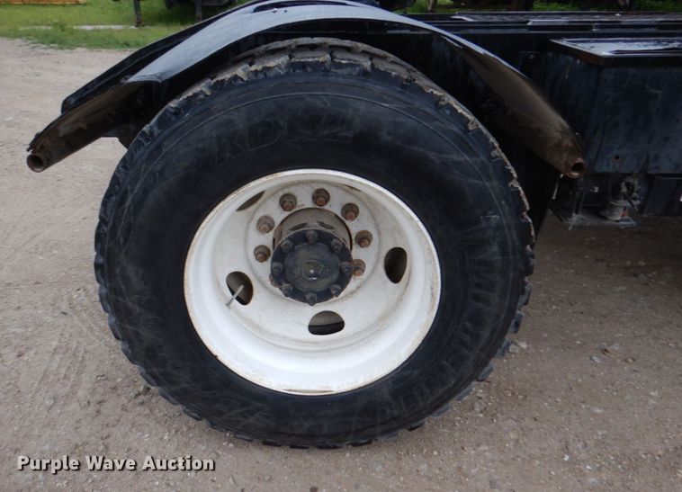 image for item DP5554 2002 Capacity TJ5000  yard truck