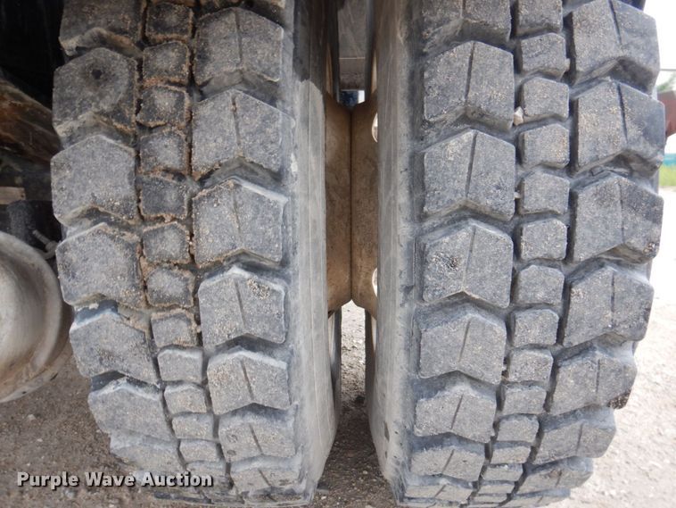 image for item DP5554 2002 Capacity TJ5000  yard truck