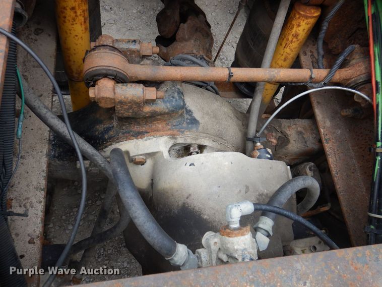 image for item DP5565 1999 Volvo VN  semi truck