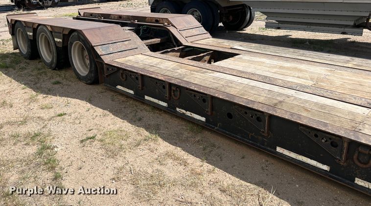 image for item DR1369 1999 Talbert T3DW-50SA-HR6-1-T1  lowboy equipment trailer