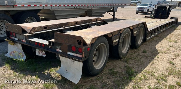 image for item DR1369 1999 Talbert T3DW-50SA-HR6-1-T1  lowboy equipment trailer