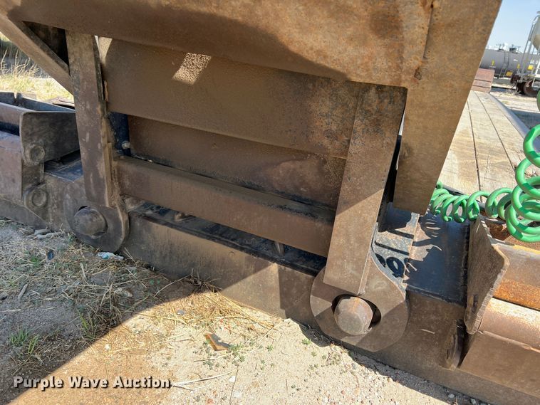 image for item DR1369 1999 Talbert T3DW-50SA-HR6-1-T1  lowboy equipment trailer