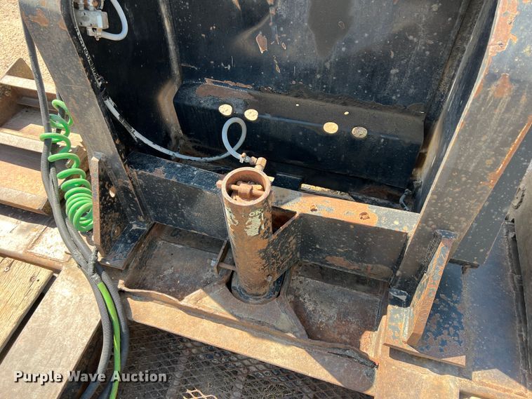 image for item DR1369 1999 Talbert T3DW-50SA-HR6-1-T1  lowboy equipment trailer