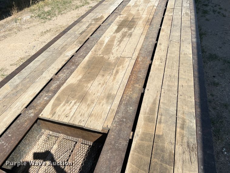 image for item DR1369 1999 Talbert T3DW-50SA-HR6-1-T1  lowboy equipment trailer