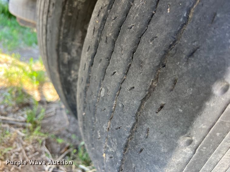 image for item DR1369 1999 Talbert T3DW-50SA-HR6-1-T1  lowboy equipment trailer