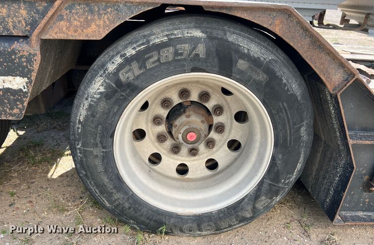 image for item DR1369 1999 Talbert T3DW-50SA-HR6-1-T1  lowboy equipment trailer