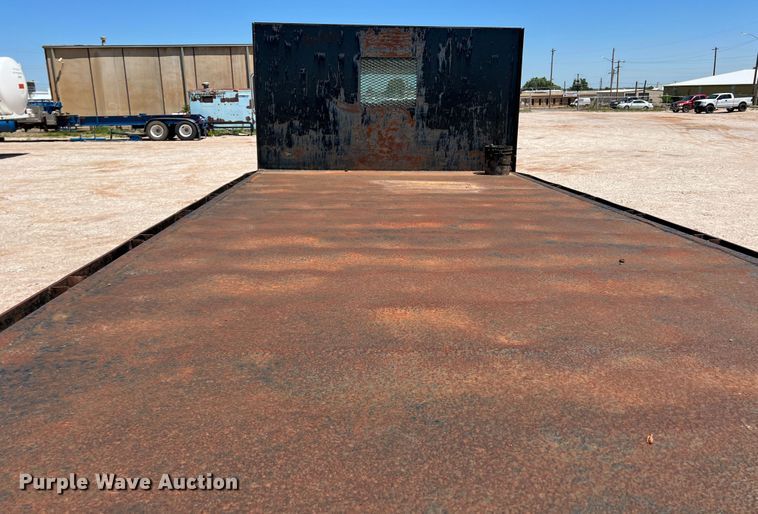 image for item DR1550 2000 Ford F750  flatbed truck