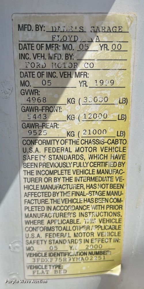 image for item DR1550 2000 Ford F750  flatbed truck