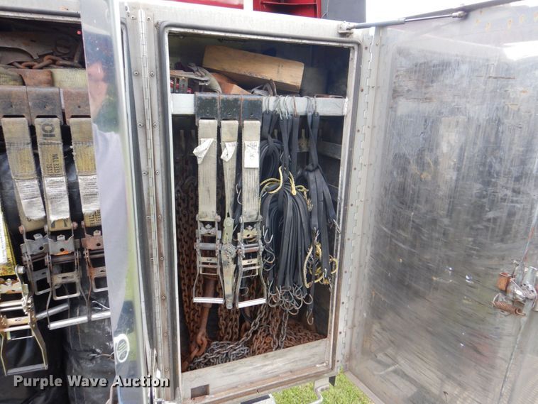 image for item DS8041 2015 Peterbilt 579  semi truck