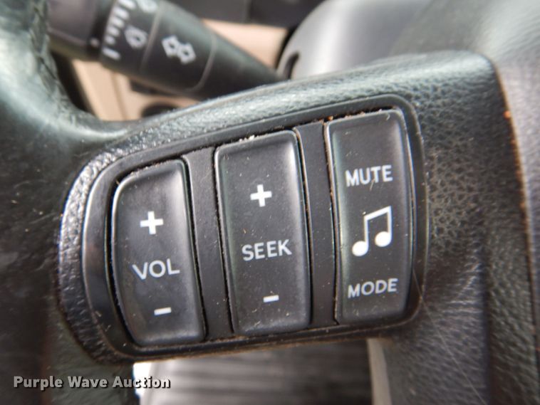 image for item DS8041 2015 Peterbilt 579  semi truck