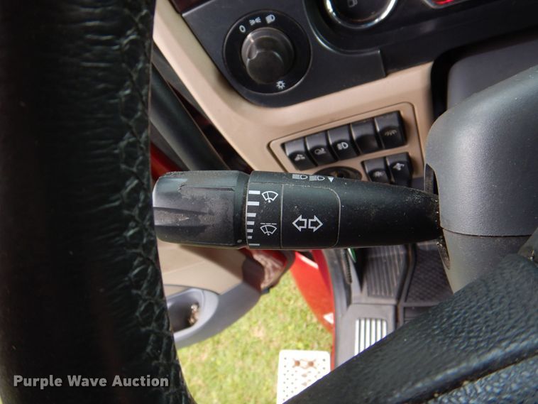 image for item DS8041 2015 Peterbilt 579  semi truck