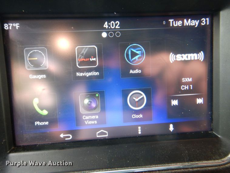 image for item DS8041 2015 Peterbilt 579  semi truck