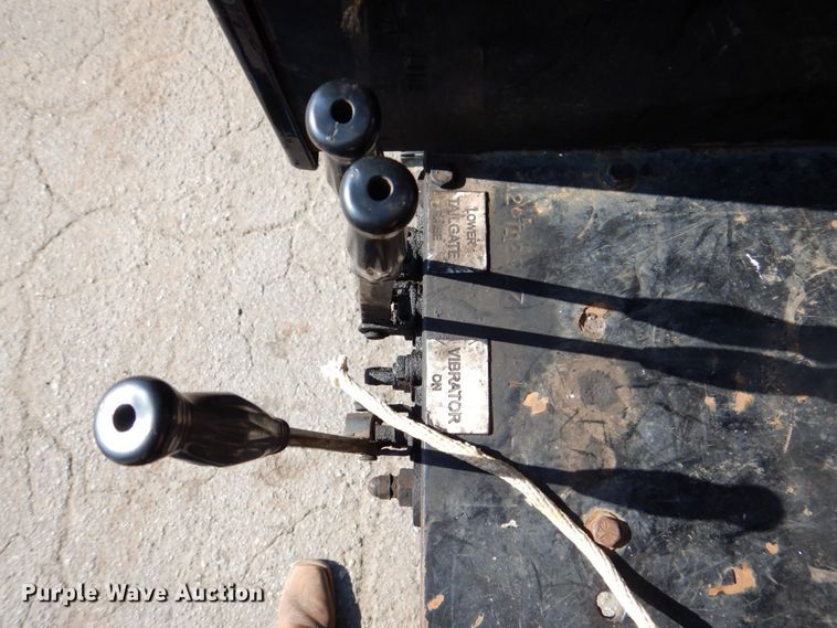 image for item DS8042 2003 Sterling Acterra  vacuum truck