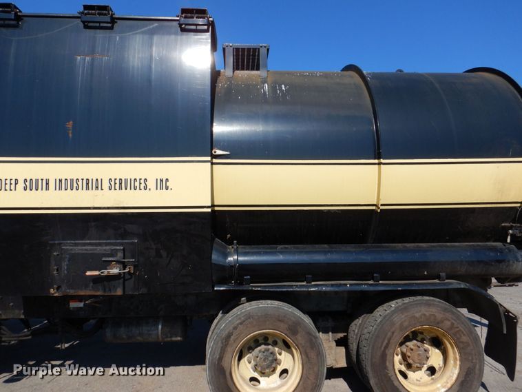 image for item DS8042 2003 Sterling Acterra  vacuum truck