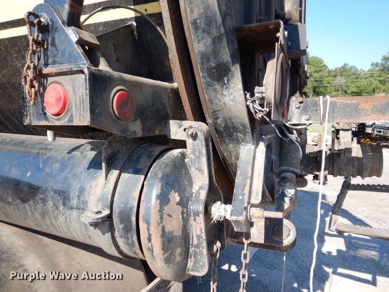 image for item DS8042 2003 Sterling Acterra  vacuum truck