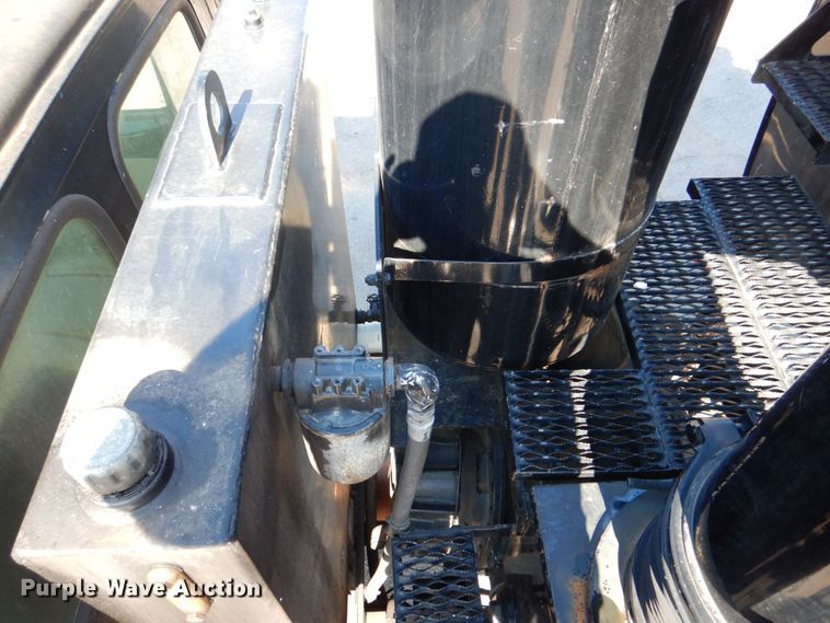 image for item DS8042 2003 Sterling Acterra  vacuum truck