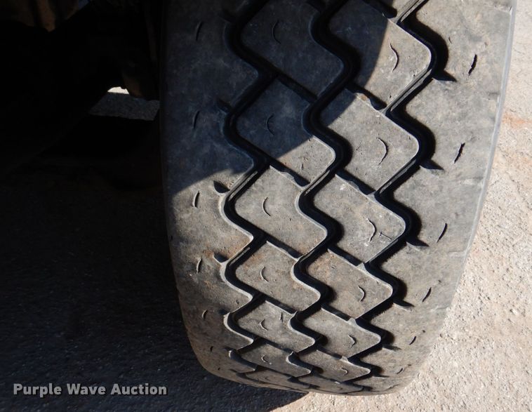 image for item DS8042 2003 Sterling Acterra  vacuum truck