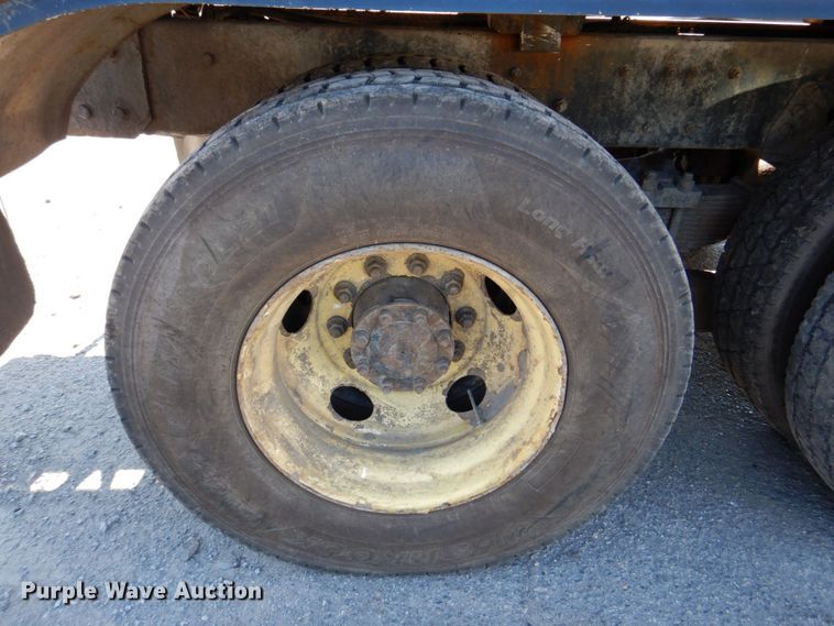 image for item DS8042 2003 Sterling Acterra  vacuum truck