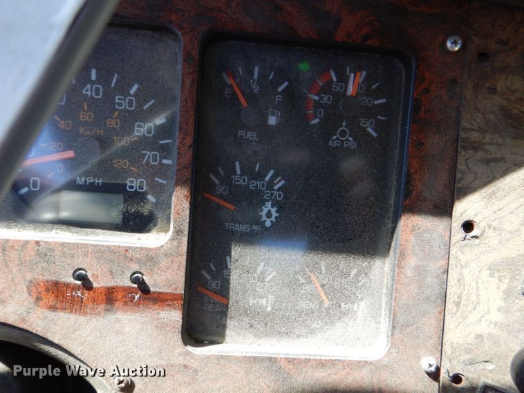 image for item DS8043 1997 Volvo Autocar  vacuum truck