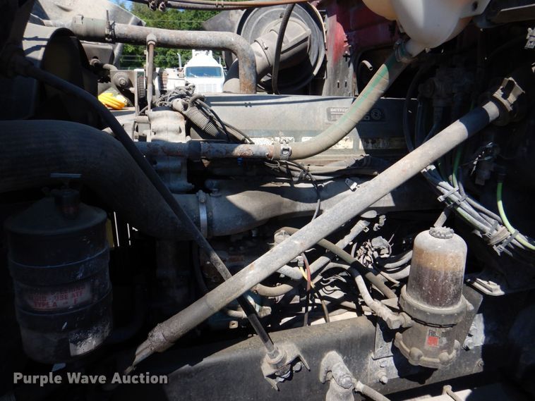 image for item DS8043 1997 Volvo Autocar  vacuum truck