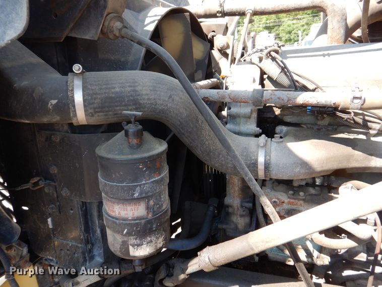 image for item DS8043 1997 Volvo Autocar  vacuum truck